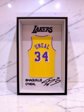 Shaquille O’Neal Lakers 3D Jersey Display Shadow Box NBA Man Cave Decor